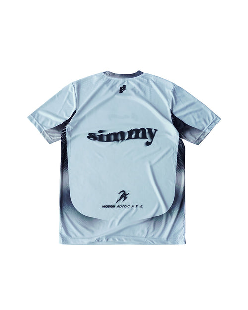 Back view of SIMMY EVRYDAY lightweight breathable running jersey in light blue with black side panels and logo
