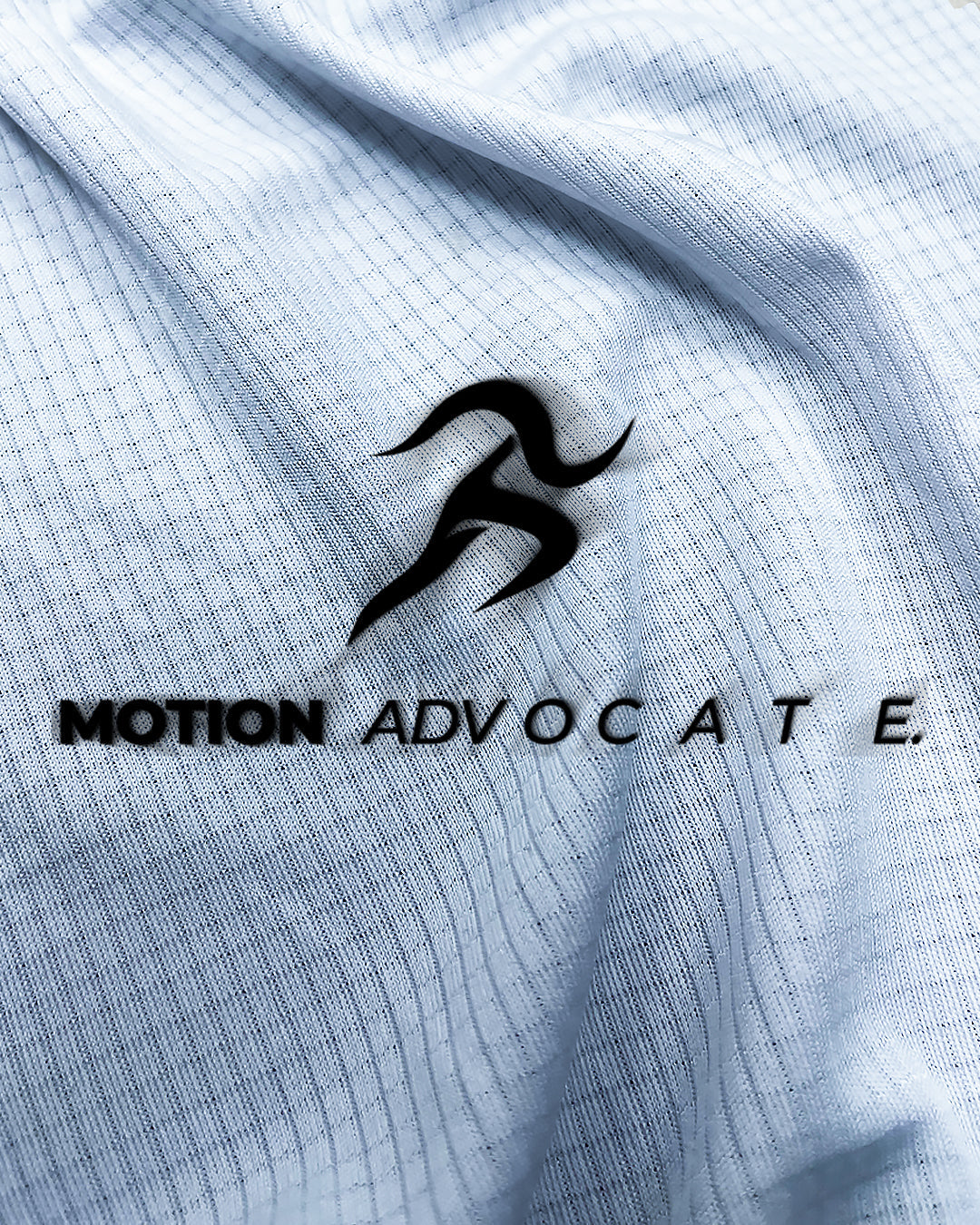SIMMY EVRYDAY lightweight breathable white running jersey fabric with Motion Advocate logo detail